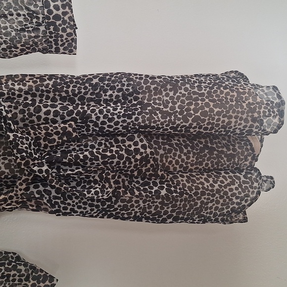 NEW NWT BAR III 3/4 Sleeve Printed Surplice Dress Black Beige Faux Wrap Medium - Picture 7 of 7